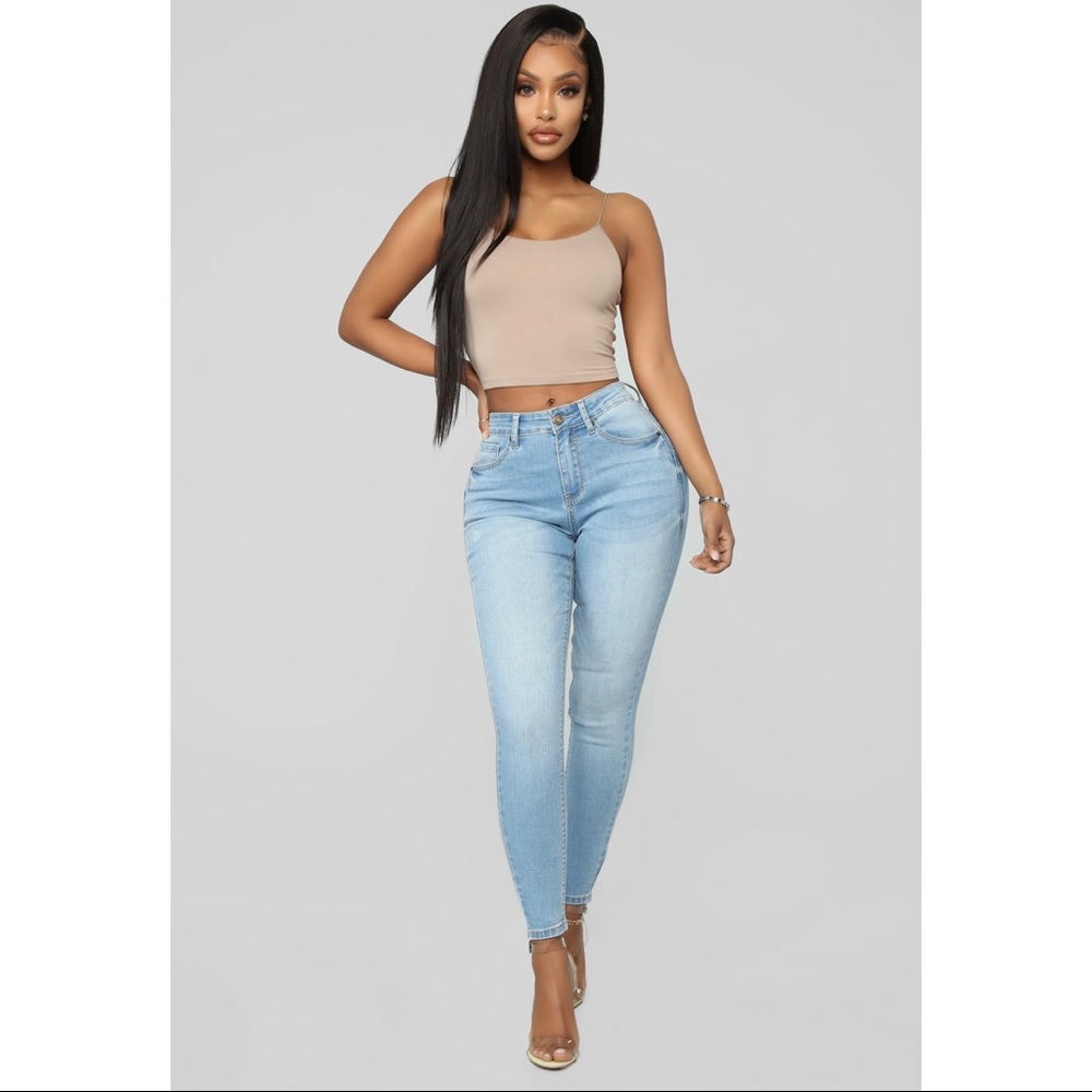 Walk That Away Ankle Jeans - Light Blue Wash